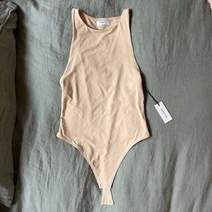Aritzia Babaton 90s contour bodysuit